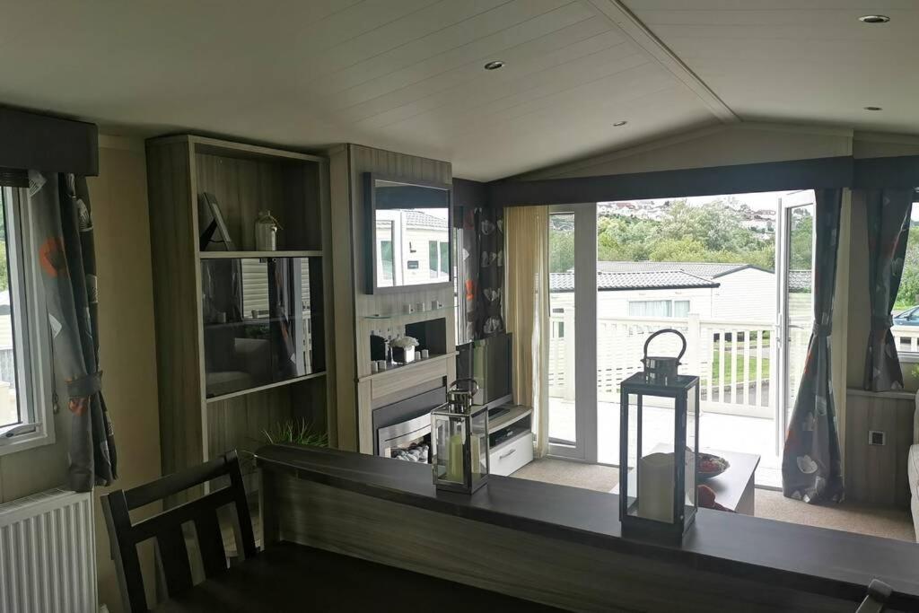 Hoburne Devon Bay Static 3 Bed Apartment Goodrington Exterior photo